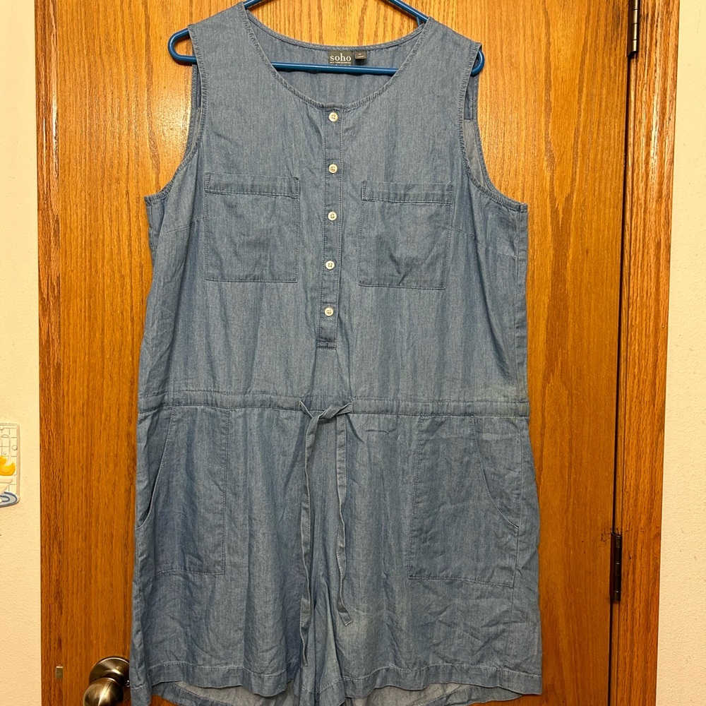 XL Romper that everyone is looking for- Soho by New York & Co! EUC! Look no more